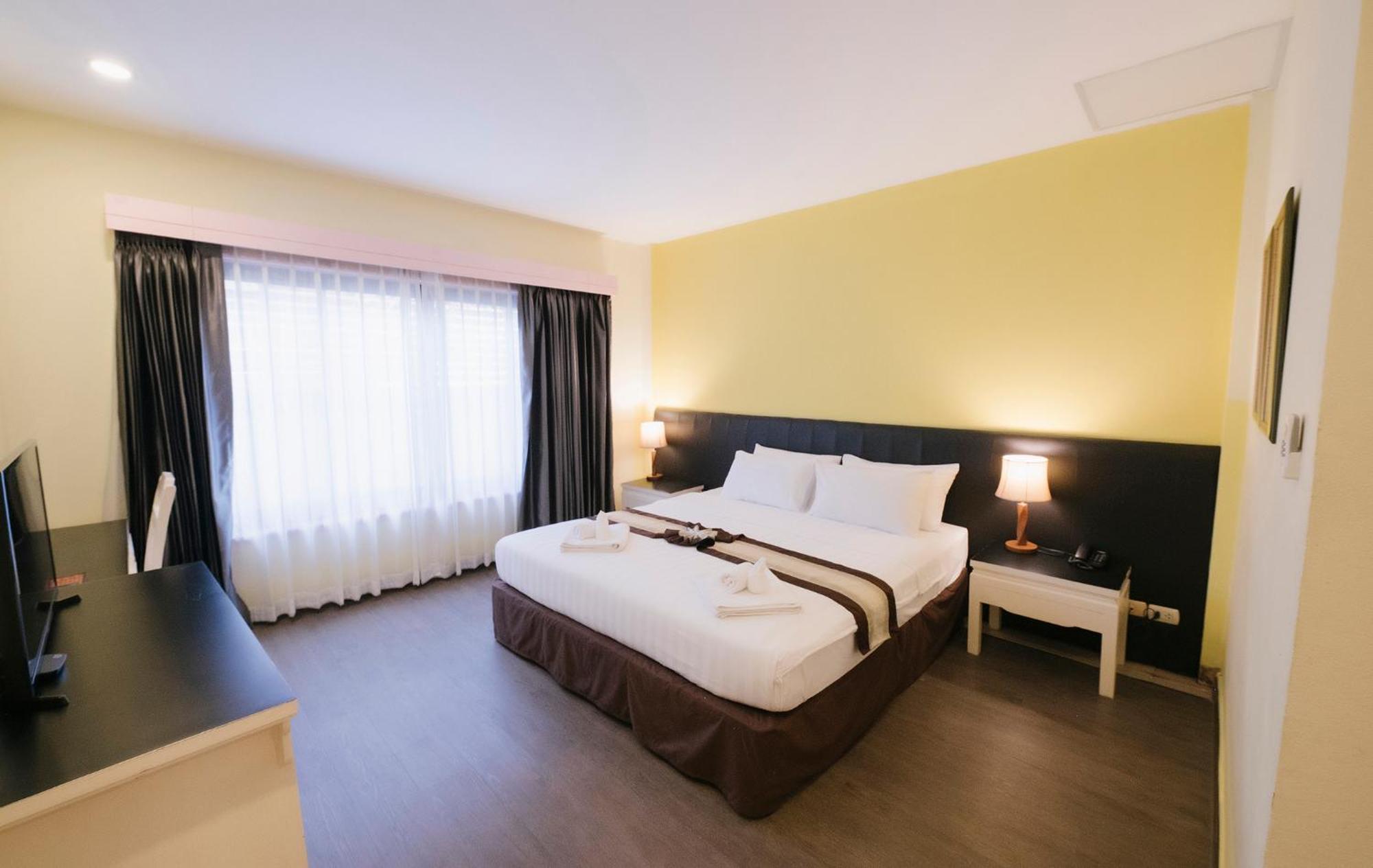 La Seine City Resort, チエンマイ エクステリア 写真