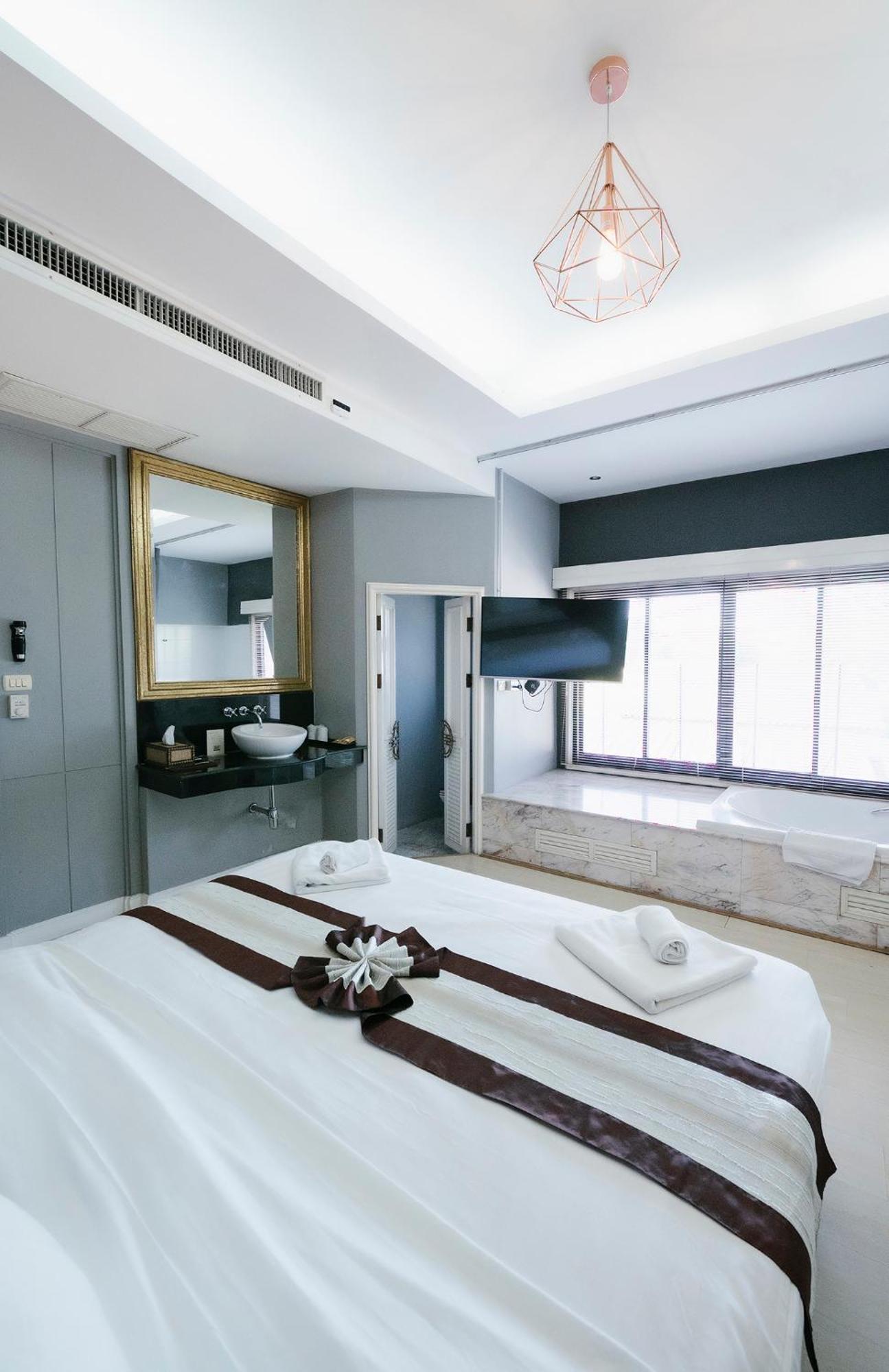 La Seine City Resort, チエンマイ エクステリア 写真